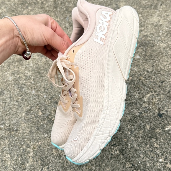 Hoka Arahi 7 Women's Running Shoes - Light Pink/Beige Women’s size 8.5 Men’s 7.5 - Picture 10 of 11